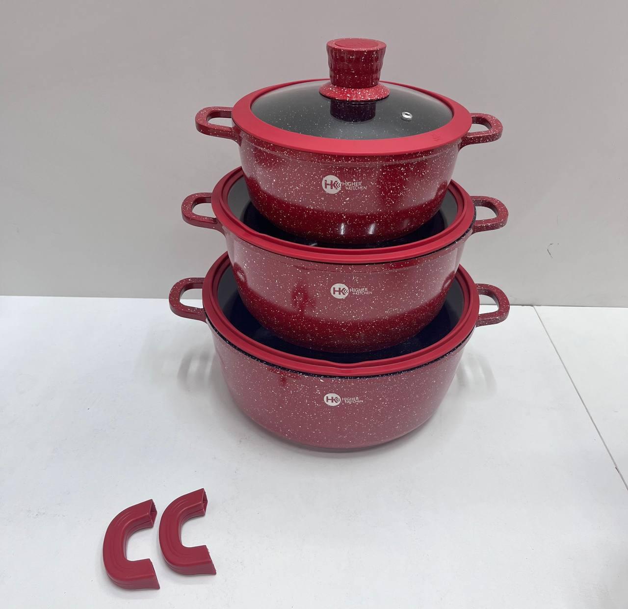Set of round pots with silicone lids HK 325